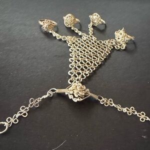 Elegant hand Bracelet with rings